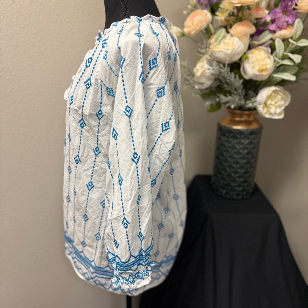 Umgee USA Plus 1XL White & Blue Embroidered Peasant Blouse - Picture 2 of 7